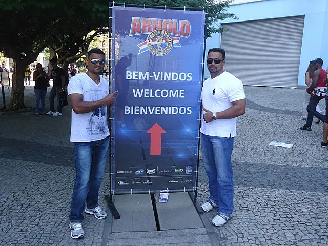 Fisiculturistas de Aquidauana marcam presença no Arnold Classic
