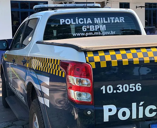 Por causa do jogo do Brasil e por ciúme, ex-marido agride mulher com soco na boca