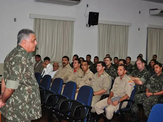 9° BE Cmb promove palestra informativa ao militares