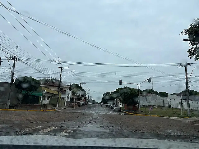 Calor intenso perde força, e Aquidauana amanhece com chuva fraca nesta quarta