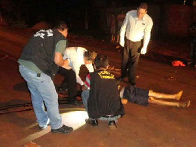 Jovem é linchado com pedaços de pau, pedra e tijolo