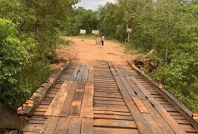 Incendiada no Águas do Miranda, ponte passa por reparos e já está liberada