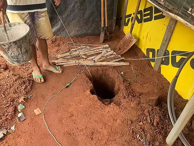Após suspeita de túnel perto de presídio, Defesa Civil esclarece que buraco é um poço