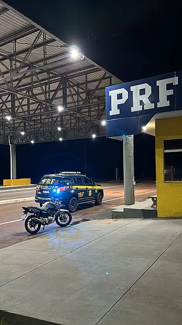 PRF recupera moto roubada com casal em Guia Lopes da Laguna