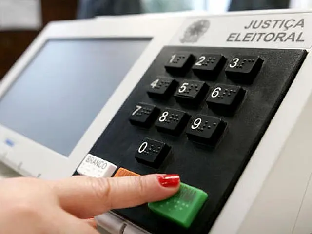 Veja os resultados das eleições nas 57 cidades com 2º turno