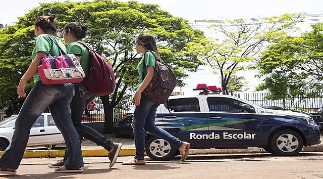 Ameaça de atentado em escolas pode levar jovens para Uneis