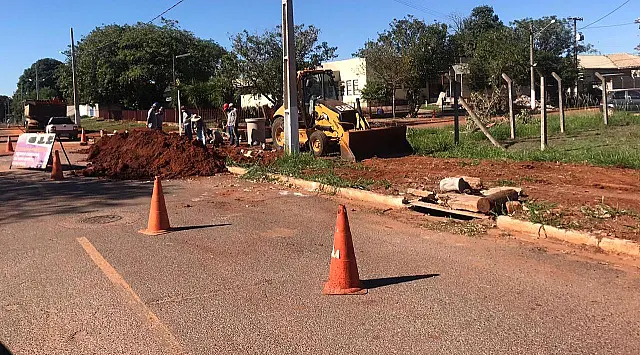 Rede de esgoto está sendo ampliada em Jardim