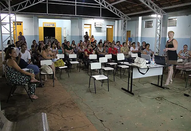 Professores da região de Aquidauana participam de oficina de fotografia