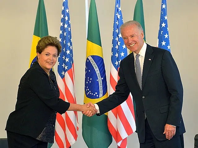 Vice-presidente dos EUA telefona para Dilma para dar explicações sobre espionagem
