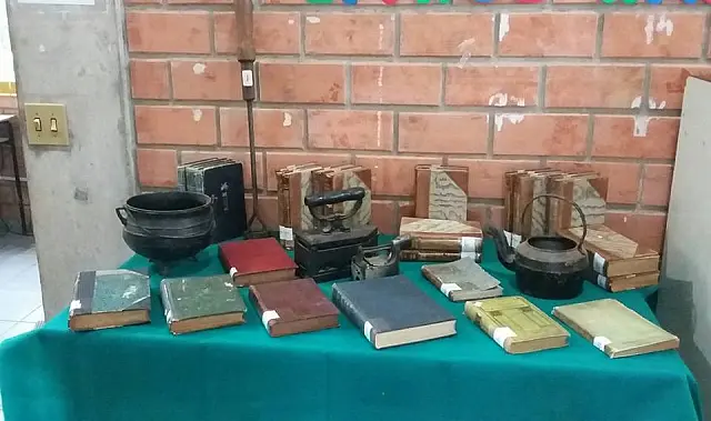 Biblioteca de Francisco Alves Corrêa realiza exposição de livros raros até dia 2