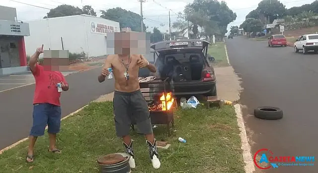 Homem desobedece a decreto e é preso por fazer churrasco no meio da rua
