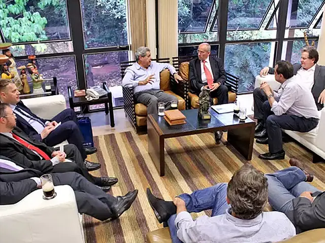 Governador recebe embaixador da República Tcheca e destaca potenciais de Mato Grosso do Sul