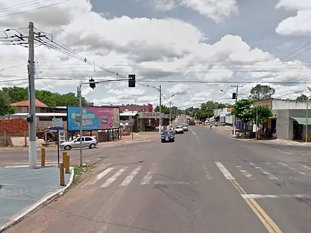 Homem joga veículo contra policial militar após ser abordado na Teodoro Rondon
