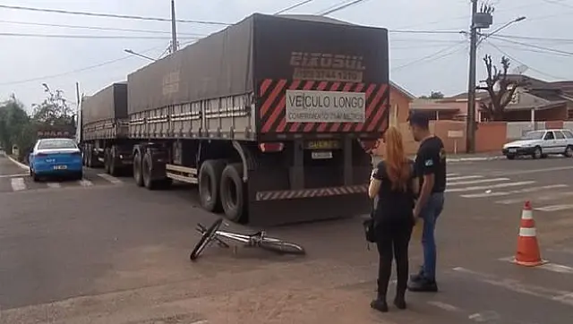 Carreta atropela menino em bicicleta em Bataguassu