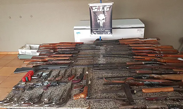 Dava manutenção: Armeiro é preso com arsenal pela Polícia Civil em Sidrolândia