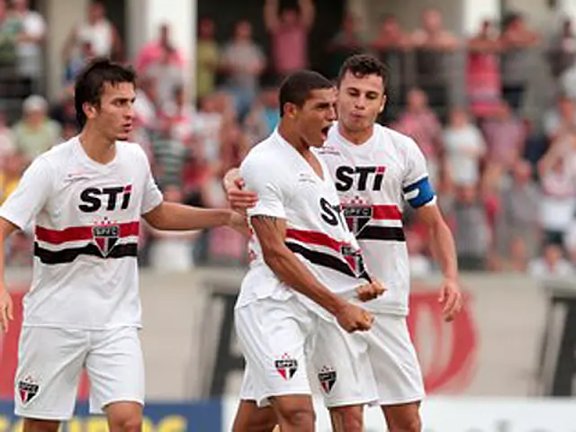 Guaicurus-MS sai na frente, mas sofre virada contra o São Paulo