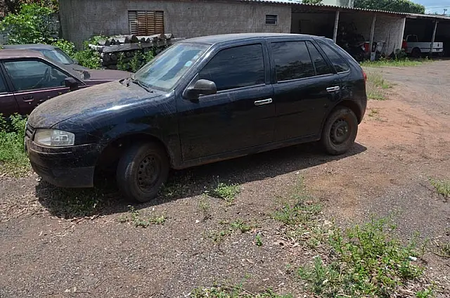 Adolescente é apreendido depois de fugir dirigindo carro em alta velocidade