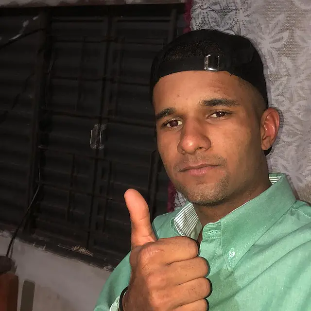 Motociclista de 20 anos morre após bater em capivara em estrada vicinal