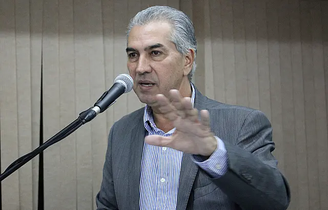 Reinaldo Azambuja entrega e autoriza R$ 128 milhões em obras em seis municípios
