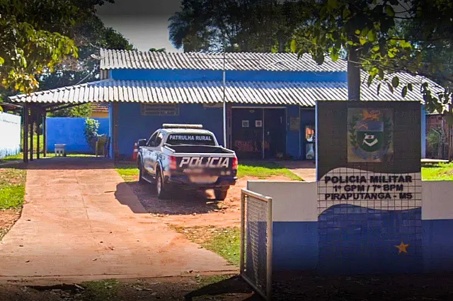 Polícia é chamada após homem invadir residência em Piraputanga
