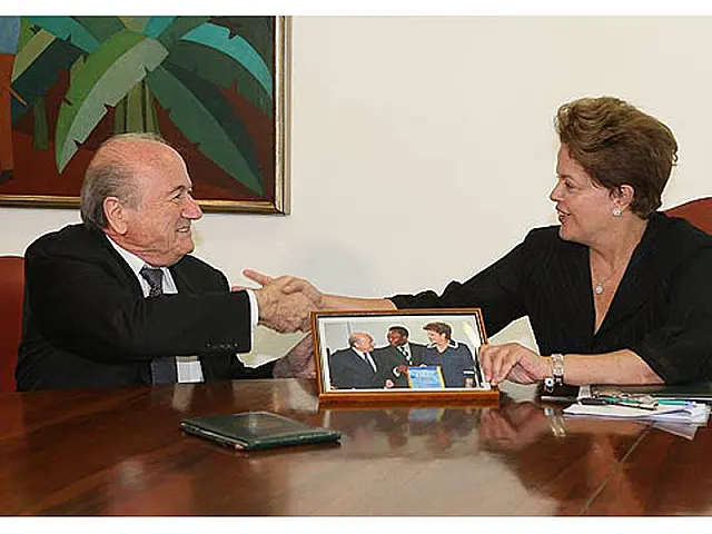 Dilma e Blatter pregam união para a Copa do Mundo
