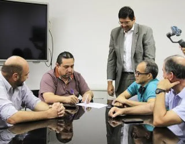 Corumbá e Ladário firmam compromisso para implantar aterro sanitário