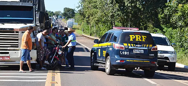 Após 5 horas, manifestação de indígenas é encerrada na BR-262 e estrada fica liberada