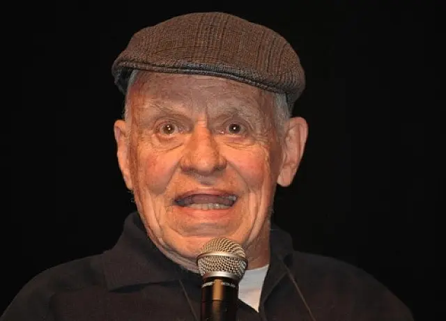 Narrador esportivo Silvio Luiz morre aos 89 Anos em São Paulo