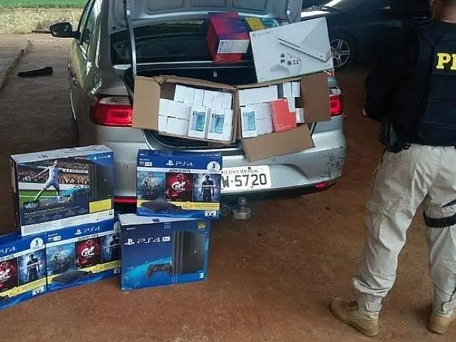 Agente penitenciário é preso com carga de videogames avaliada em R$ 100 mil