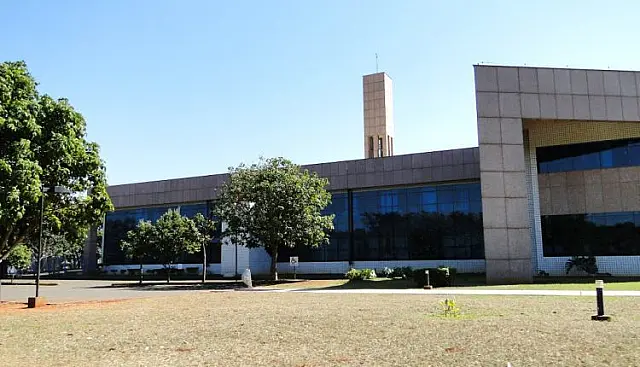 Delegacia da Receita Federal abre seleção para credenciamento de peritos