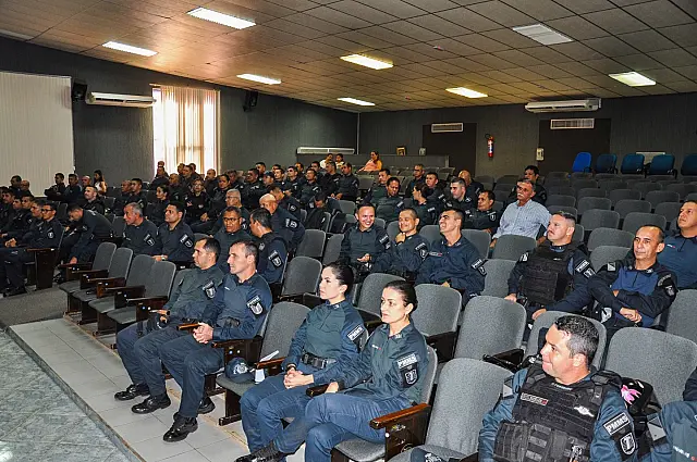 7º BPM realiza palestra de planejamento estratégico e entrega de Medalhas aos policiais