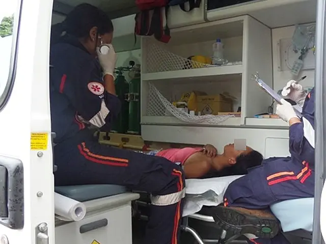 Jovem de 20 anos tenta suicídio, mas é salva pelo marido