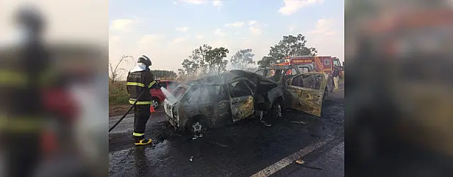 Bombeiros usaram 1.750 litros de água para conter incêndio que matou uma pessoa