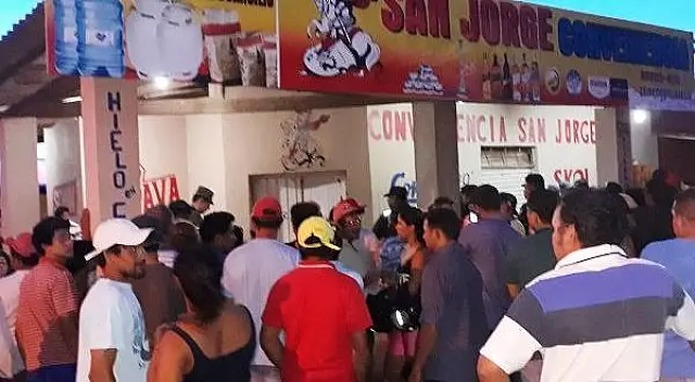Pistoleiros matam dois e deixam três feridos em atentado na fronteira