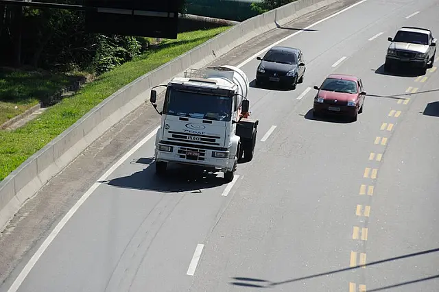 Motoristas da categoria C, D e E têm até dia 28 para renovar exame toxicológico