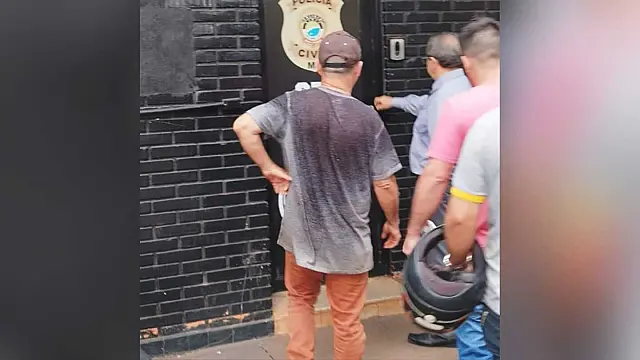 Acusado de matar amigo a facadas diz que cometeu crime para separar briga de casal