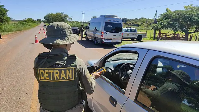 Durante feriadão, fiscalização flagrou mais de 140 motoristas embriagados
