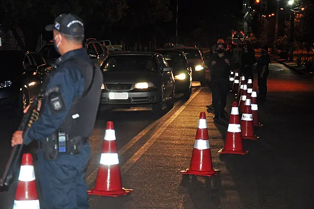 Blitz apreende carros e notifica motoristas em Aquidauana e Anastácio