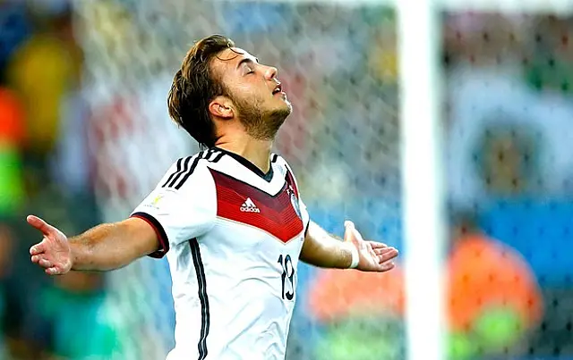 Alemanha supera Argentina com golaço de Götze e é tetra