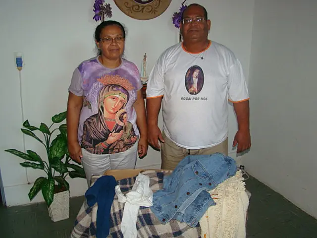 ASCAM entrega agasalhos à Pastoral da Criança