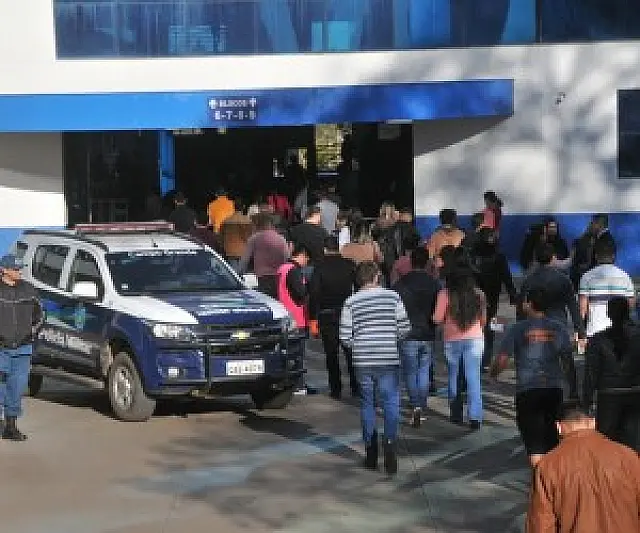 Com 36,3 mil inscritos, concurso da PM movimenta a Capital
