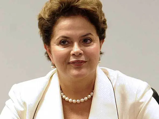 Dilma diz que governo quer consolidar expansão da classe média
