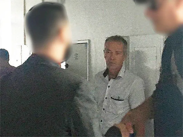 Juíza mantém prisão de ex-PM que furtou corpo de cemitério de Dois Irmãos