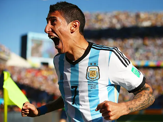 Di María marca no fim da prorrogação, e Argentina derrota Suíça