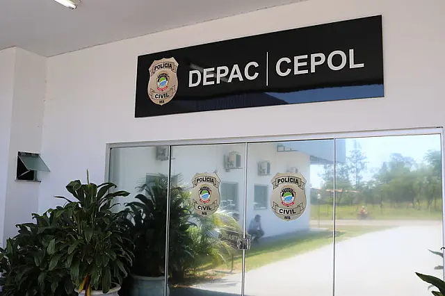Embriagado, motorista em alta velocidade atropela militar e vai preso na Capital