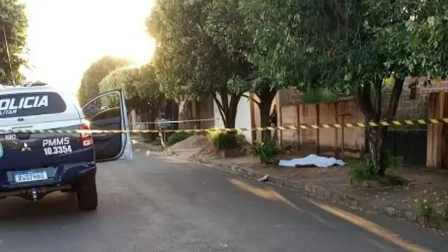 Homem é morto com golpes de faca ao sair de casa noturna de Cassilândia