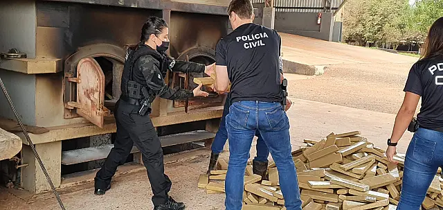 Polícia Civil incinera mais de uma tonelada de drogas em Jardim