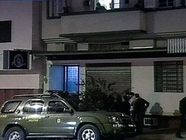 Mulher de 87 anos mata assaltante dentro de casa em Caxias do Sul, RS