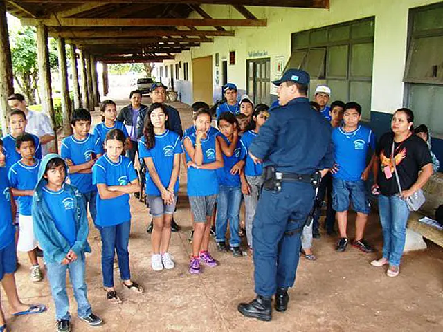 7º BPM recebe visita de alunos do Proerd da Escola Estadual Roberto Scaff