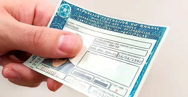 CNHs ou ACCs vencidas em julho de 2021 devem ser renovadas até o dia 31